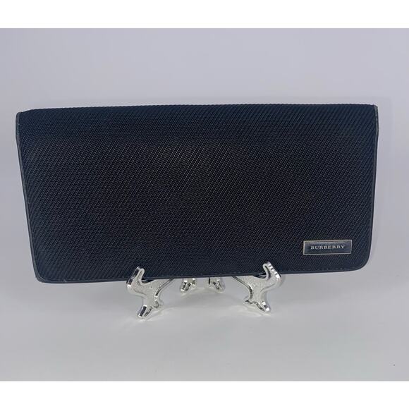 Burberry Black Nova‎ Check 
Long Wallet Unisex - Picture 1 of 14